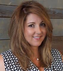 Becky Booth (beckystravelsto)