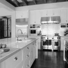 White Shaker Kitchen Cabinets Grey Floor Mj6smvs56 Jpg 290 290 Quality Kitchen Cabinets Kitchen Cabinets Brands Italian Kitchen Cabinets