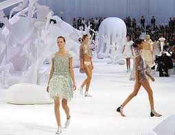 Cr fashion book may earn money from the products featured on this page. Gallery Of Zaha Hadid Designs Chanel Runway 2