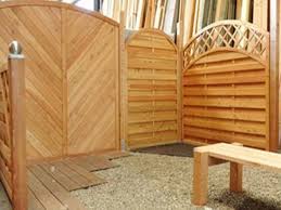 Balkon trennwand, holzwand garten, sichtschutz garten holz, windschutz terrasse, garten terrasse, sichtschutz ideen, springbrunnen, hausfassade, holzstapel. Sichtschutz Garten Bei Landshut Ludwig Abfalter Macht Das Fur Sie