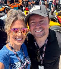 you'll know right where he stands— by the way they look after a long day—  by the way they fold when he prays❤️ • • • • • #countrymusic #nashville  #newmusic #newsong #originalsong #love #lovesong