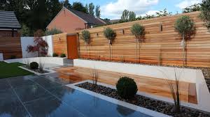 Western Red Cedar Fence And Decking Back Garden Design Western Red Cedar Red Cedar