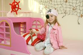 Weitere ideen zu kinderbett schiff, kinder bett, kinderbett. Piratenschiff Bett Oli Niki