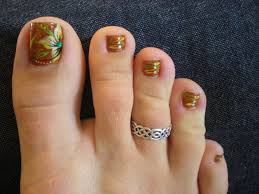 Festive Fall Toes September 2010 Toenail Art Designs Fall Toe Nails Fall Pedicure Designs