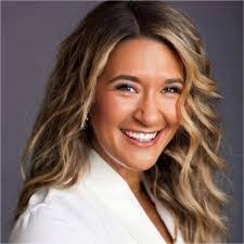 Christina Cavin's Instagram, Twitter & Facebook