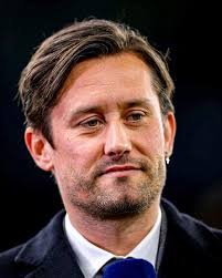 Thinking about Thomas Rosicky💭 h ማ Fly Emirates