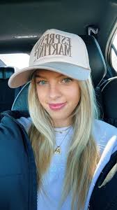 What are good spots to live in Bowling Green for WKU graduate students?