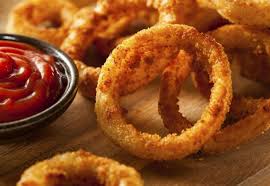 Se curata cepele si se taie ambele capete ale fiecarea. Cum Sa Prepari Cele Mai Gustoase Inele De Ceapa