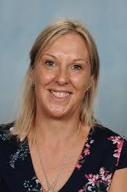 Tia Foley's Instagram, Twitter & Facebook