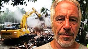 Epstein's apartment in paris is on the famed avenue foch, and in the same building where famed art dealer paul guillaume lived with his wife, who was later suspected of. Jeffrey Epstein S Palm Beach Mansion Is Demolished Youtube