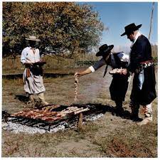 The osso buco or beef shank is usually a preferred cut for winter time. Gauchos Making Asado Google Search Gaucho Argentina Argentinian Food