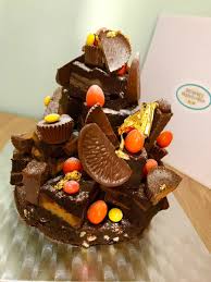 Our freshly baked double fudge brownie recipe combining fresh butter, eggs and rich cocoa creates this one of a kind brownie. Browniesmadebymike Browniesby Twitter