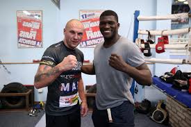 Nie obyło się bez kontrowersji. Boks Szpilka Wskazal Zdecydowanego Faworyta W Walce Ugonoh Rozanski Sport W Interia Pl
