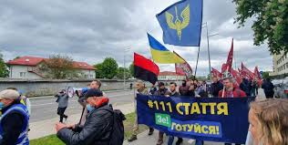 Цьогоріч, у цей день, зеленський проводить пресконференцію. Frwtbkqrhnbb8m