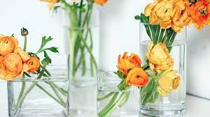 Keep your flowers in water Diy 5 Ways To Extend The Life Of Cut Flowers Zflowers Com Blog