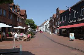 Geöffnet montags von 14.00uhr bis 17.00uhr, dienstags von 9.00uhr bis 12.00uhr, mittwochs von 9.00uhr bis 12.00uhr Frau Clara Strasse In 24340 Eckernforde Schleswig Holstein