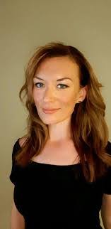 Sarah Ronan's Instagram, Twitter & Facebook