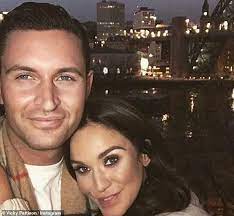The former geordie shore star opened up about the dark moments after splitting. Vicky Pattison Exclusive Tv Star And Fiance John Noble Were Filming A Reality Wedding Special Daily Mail Online