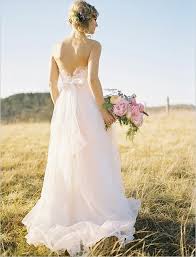 We did not find results for: Rosa Brautkleid Fur Einen Glamourosen Hochzeits Look Archzine Net