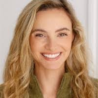 Meredith Platt's Instagram, Twitter & Facebook