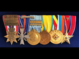 The house orders, however, are awarded at the discretion of the dutch monarch alone. Pin Von Robert Willms Auf Militaire Medailles Abzeichen Nachkriegszeit Medaillen