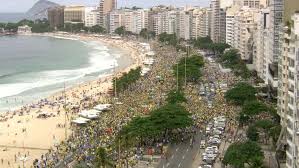 Estimo que umas 3 mil pessoas tenham estado hoje, no meio de uma pandemia, nas ruas. Bolsonaro Hoje O Povo Estara Nas Ruas Em Uma Manifestacao Espontanea Istoe Independente