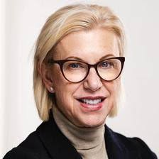 Stokes Infamous Father & Son providing that good good carribean food for  the soul♥️