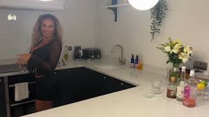 Toni-Camille 🌺 on X: I fucked a fan at a Halloween party during truth or  dare😳 and we filmed it all….full video out today👀 link in the comments ⬇️  t.coEtKkCbD4VY  X