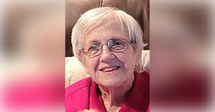 Obituary information for Donna Lee Holt