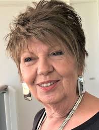 Karen Bruce Helms Obituary