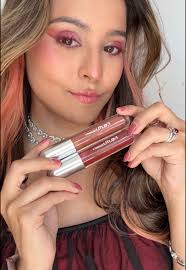 Rem Beauty Glossy Balm Shirley Vs Cherry Cola