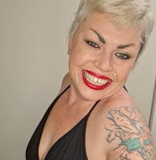 An absolutely beautiful morning of spoiling myself today with a fresh cut n  style at Scissor Sisters, thankyou to the lovely Karissa Campbell! 💜 Then  off to Indulge Beauty Salon