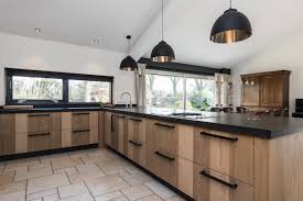stoere keuken van eikenhouten planken keuken ontwerpen keuken keuken idee