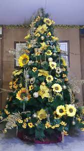 Sunflower Christmas Tree Floral Christmas Tree Christmas Tree Decorations Christmas Tree Themes