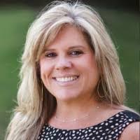 Monique Kaiser's Instagram, Twitter & Facebook