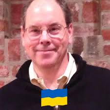 Which restaurant to choose in Lake George area for a good view and food?