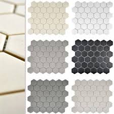 Pin Von Johanna Johansson Auf Kakel In 2020 Mosaikfliesen Hexagon Fliesen Aussenfliesen