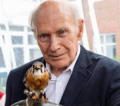 A flying visit! Care homes celebrate summer in Stratford-upon-Avon