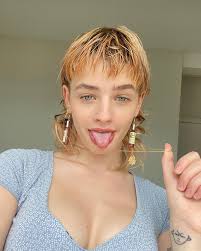 Ewan McGregor's Daughter Esther Rose: 5 Things to Know