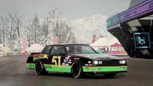 With the specialty shop i felt like they were trying to find a way to introduce the unicorn system only make it you can change the race length in forza 7 to long or very long. Nascar In Fh4 Forza Horizon 4 Discussion Forza Motorsport Forums