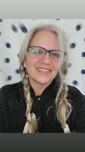 Adena Ward (@adenaward1)