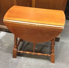 Cute 1950 Solid Maple Butterfly Drop Leaf End Table Maple Furniture End Tables Table