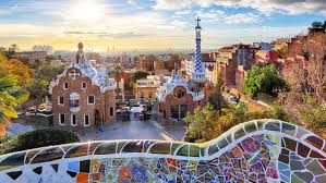 مدينة برشلونة تعتبر من أكبر المدن الأوروبية من ناحية الكثافة السكانية، وتقبع في المركز الثاني في اسبانيا خلف العاصمة مدريد، حيث يقارب سكان برشلونة المليوني نسمة وربما أكثر، وبلغ متوسط الكثافة السكانية تقريبا 15.926 نسمة في كل كلم² على مساحة اجمالية قدرها 102.2 كلم²، مقسمة على. Ø£Ù‡Ù… Ø§Ù„Ù…Ø¹Ù„ÙˆÙ…Ø§Øª Ùˆ Ø§Ù„Ø§Ù…Ø§ÙƒÙ† Ø§Ù„Ø³ÙŠØ§Ø­ÙŠØ© ÙÙŠ Ø¨Ø±Ø´Ù„ÙˆÙ†Ø© 2021 Ø±ÙˆØ§Ø¦Ø¹ Ø§Ù„Ø³ÙØ±