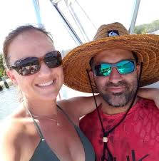 Who can make a Bimini top for a Hewes boat between Stuart and West Palm?