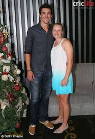 While mitchell was dismantling test batting lineups around the world, and his namesake was warging into wolves and giants beyond the wall, brandon starc was plugging away in track and field. Speedster Mitchell Starc With His Wicketkeeper Girlfriend Alyssa Healy Cricket Sport Mitchell Starc Cricket