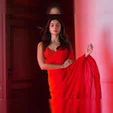 alia bhatt: Deepfake: Actress Alia Bhatt morphed video gets attention  online; increases concern over misuse of technology - The Economic Times