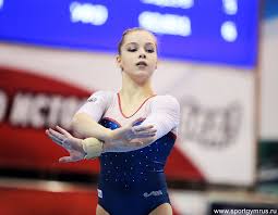 2000 fue un año bisiesto comenzado en sábado en el calendario gregoriano.fue también el número 2000 anno dómini o de la designación de era cristiana, además el último año del siglo xx y del segundo milenio y también el primer año de la años 2000. Angelina Simakova Bio Net Worth Age Birthday Dating Wiki