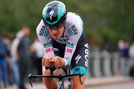 Buchmann was caught in a dramatic drop in mass which caused the stage to stop for 30 minutes shortly after leaving grado. Radsport Tour De France Doch Mit Emanuel Buchmann
