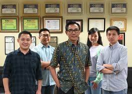 Kemudian diikuti merek djarum super yang. Pt Djarum Super