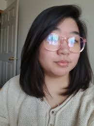 Lacey Hanna's Instagram, Twitter & Facebook